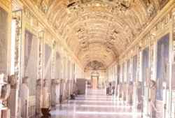 Galleria delle carte geografiche - musei vaticani
